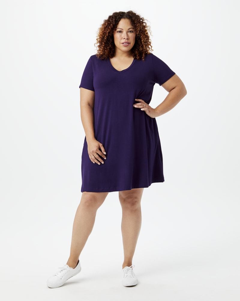 Plus size model with rectangle body shape wearing Aelia T-Shirt Dress by Premise | Dia&Co | dia_product_style_image_id:145195